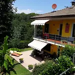 Oda ve Kahvaltı La Casa Nel Bosco 3*