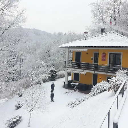 La Casa Nel Bosco Oda ve Kahvaltı 3*