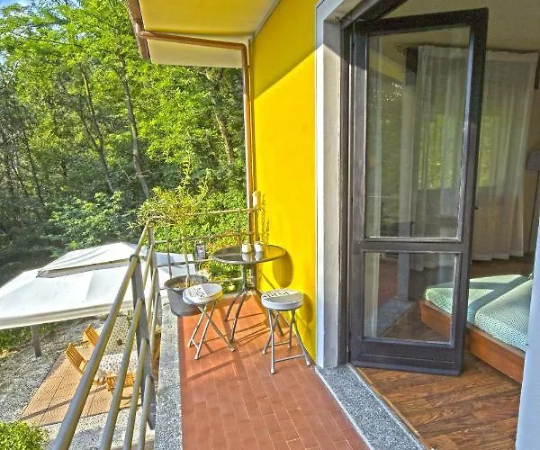 住宿加早餐酒店 La Casa Nel Bosco